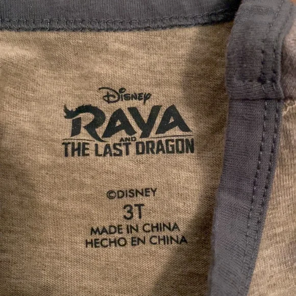 Disney Raya and the Last Dragon Tuk Tuk Let’s Roll Pocket T Shirt Short Sleeve - Picture 5 of 5